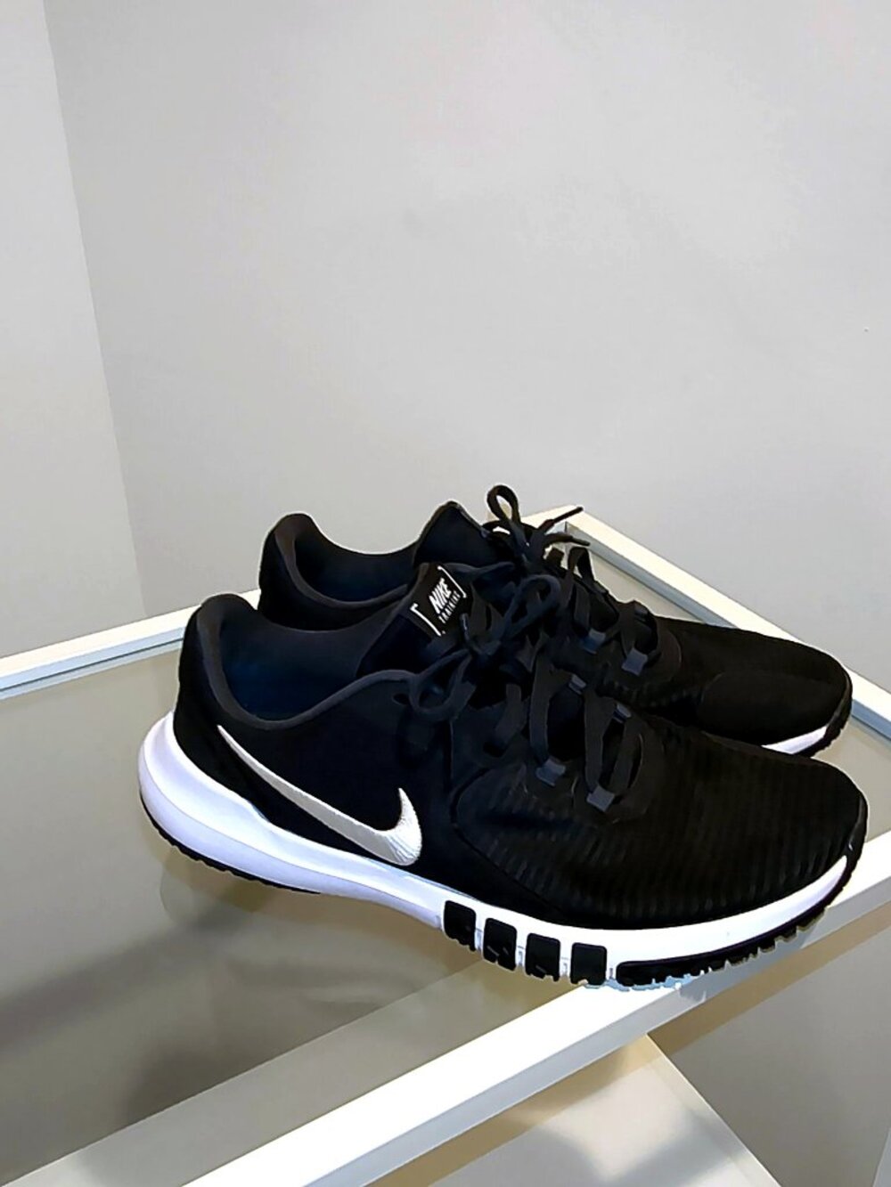 Nike Flex Control 4 Men's Training Shoes Black/White - US 9.5